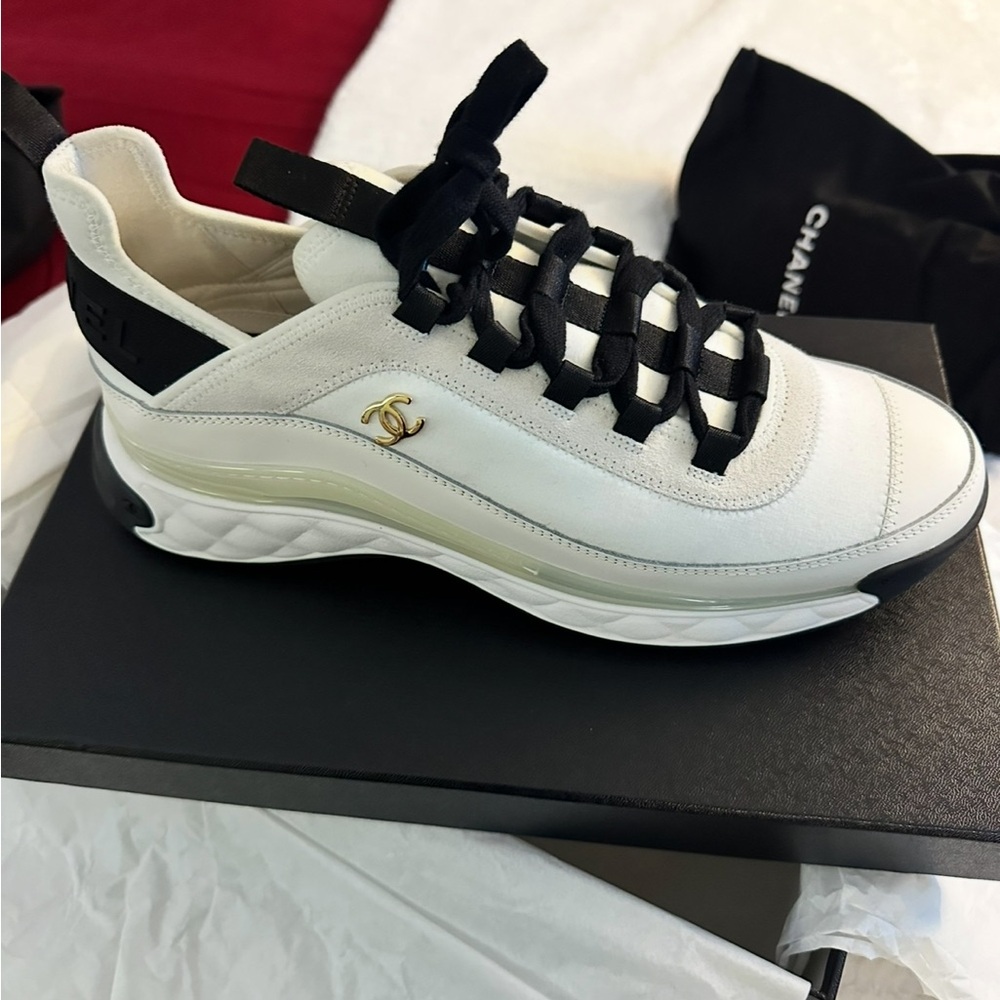 CHANEL Ivory and Black Sneakers